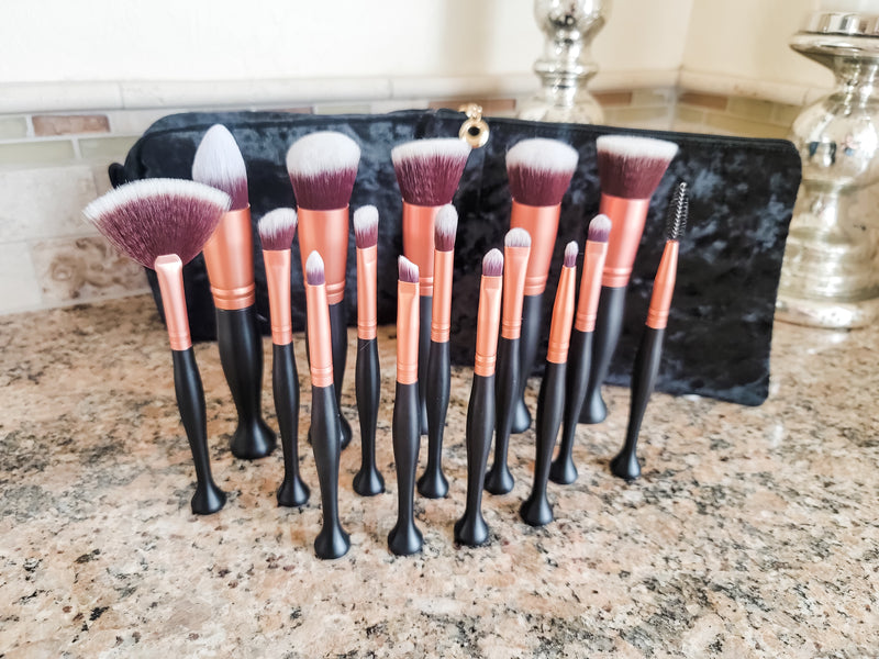 Makeup brushs